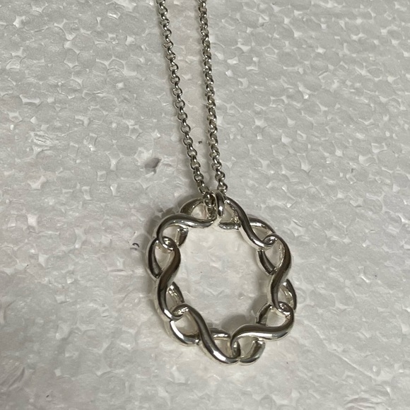 NWOT VTG Jewelry by Avon, Infinity Necklace In Support Against Domestic Violence - Picture 13 of 13